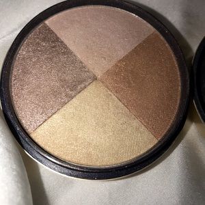 Jane Iredale Moonglow Golden bronzer